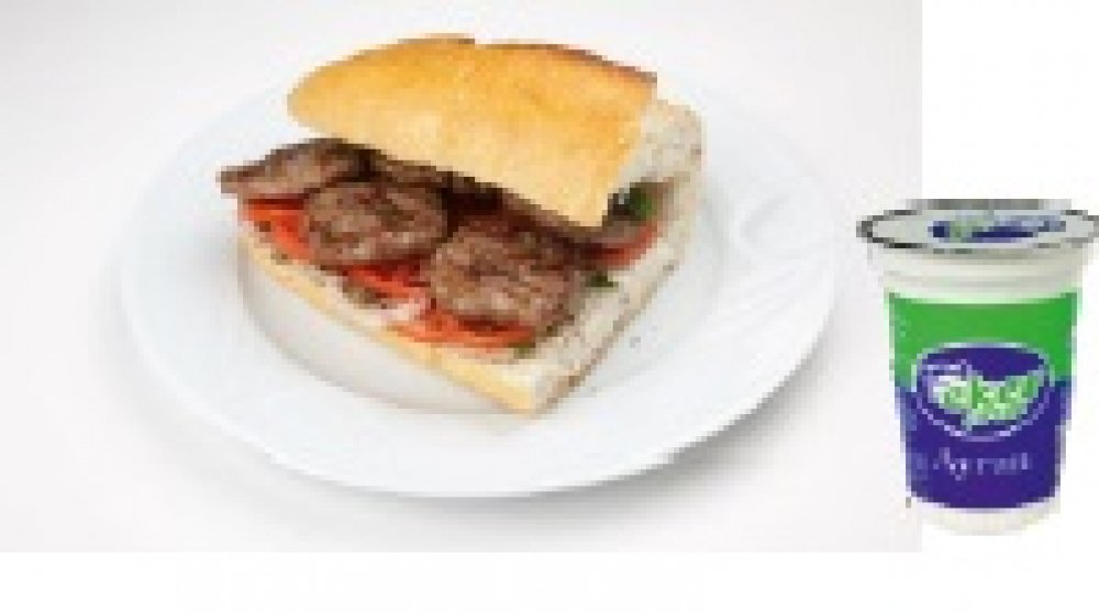 YARIM EKMEK KÖFTE + kutu cola +patates
